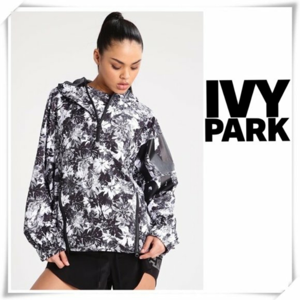 Ivy Park Floral Pullover Hooded Anorak
